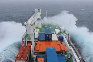 SANAE 53: SA Agulhas 2 heading into the Southern Ocean